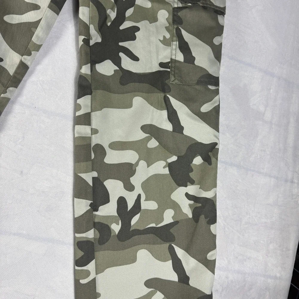 NWT True Religion Mens Cargo Pants SN Dusty Green Camo Military Outdoor 27‎
